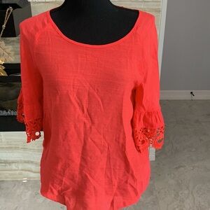Woman’s Est. 1946 Butterfly Sleeve Blouse. Size XS‎ (246)
